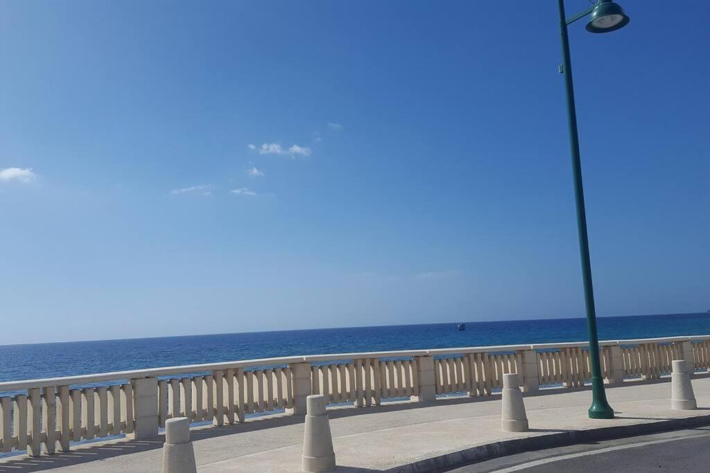Summer All Year! Oceanfront With Pool A/C Aguadilla Buitenkant foto